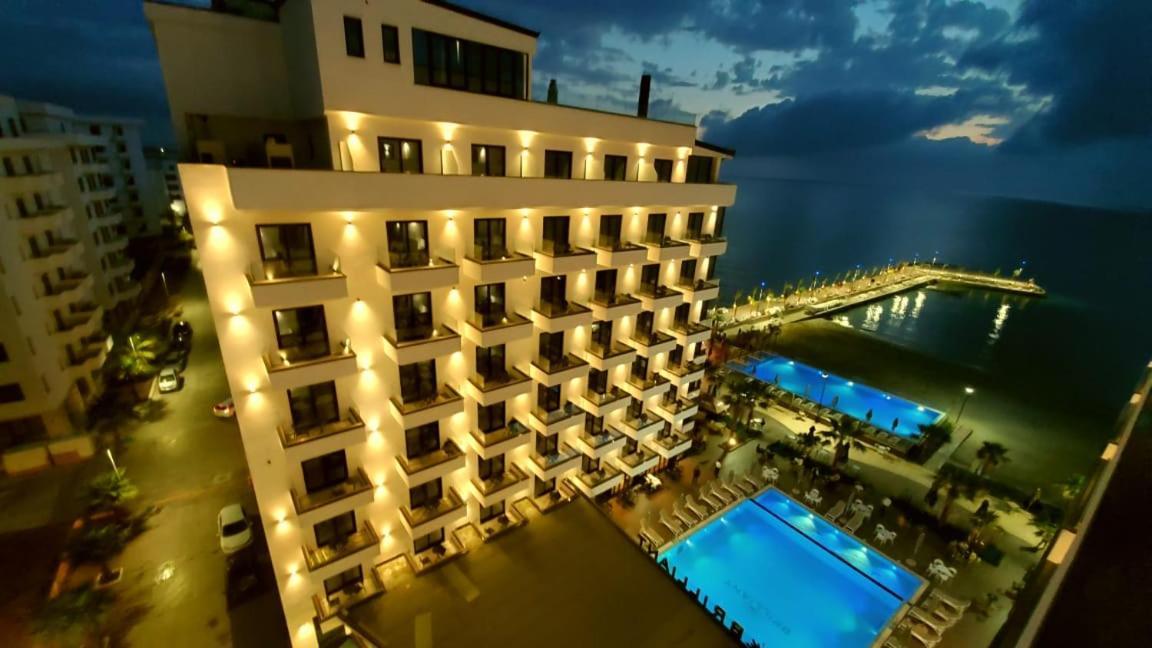 Brilliant Hotel & Spa Golem  Exterior photo